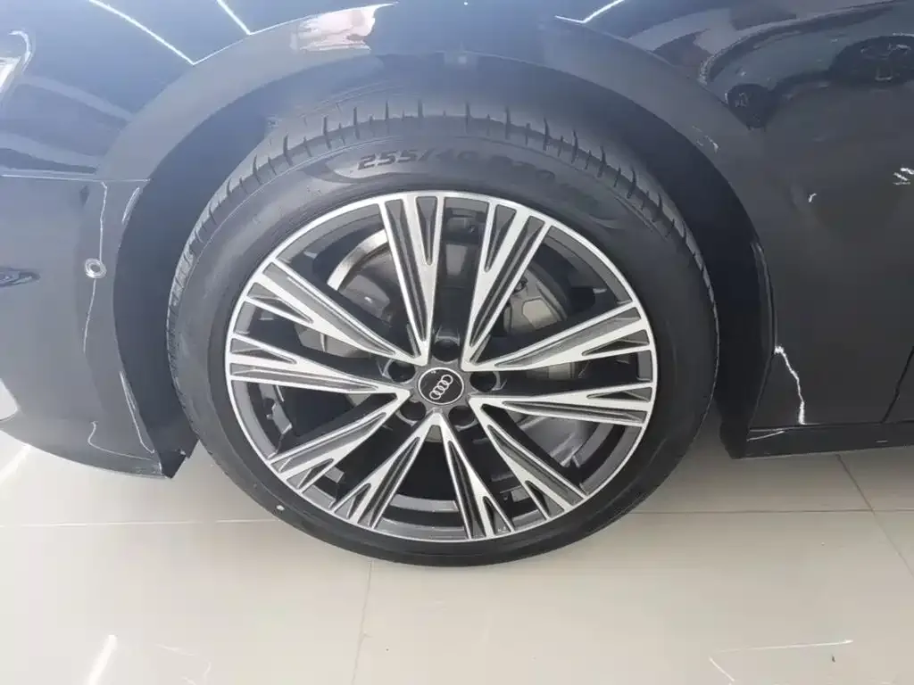 Audi Audi A6L 2024 45 TFSI quattro Premium Dynamic — Фото автомобиля 24