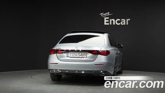 Mercedes-Benz E-Class W214 — Фото автомобиля 4