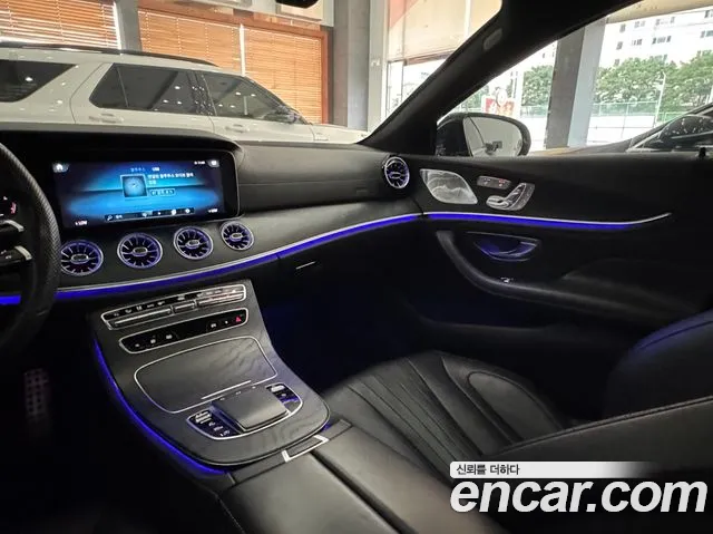 Mercedes-Benz CLS-Class — Фото автомобиля 17