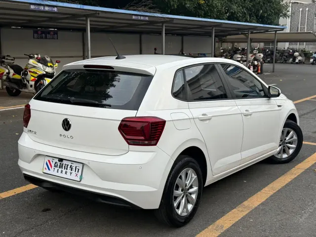 Volkswagen Polo 2021 Plus 1.5L Automatic Colorful Tech Edition — Фото автомобиля 3