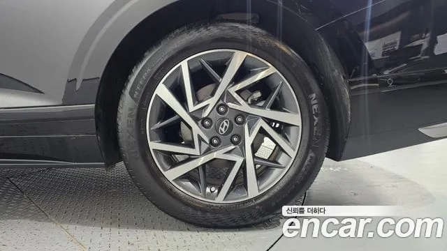 Hyundai Grandeur GN7 — Фото автомобиля 6