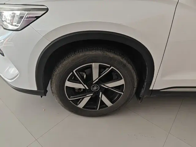 BYD Song Pro — Фото автомобиля 22