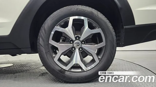 KGM Torres — Фото автомобиля 6