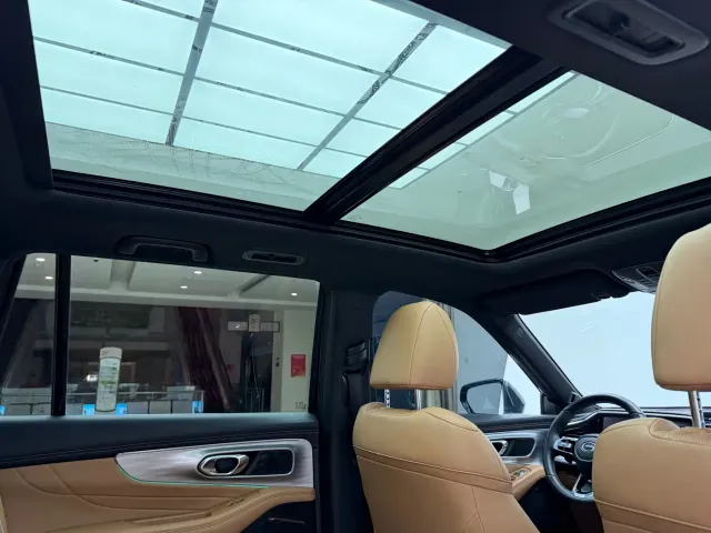 GAC Trumpchi GS8 — Фото автомобиля 13