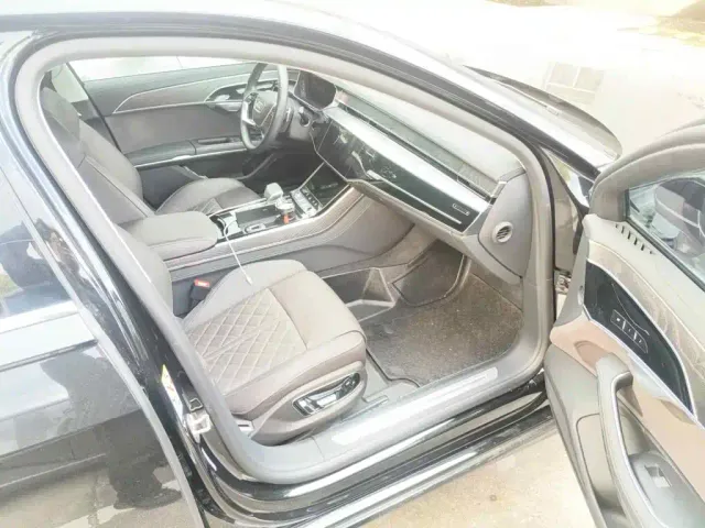 Audi Audi A8 2024 Model A8L 50 TFSI quattro Premium Selection — Фото автомобиля 10