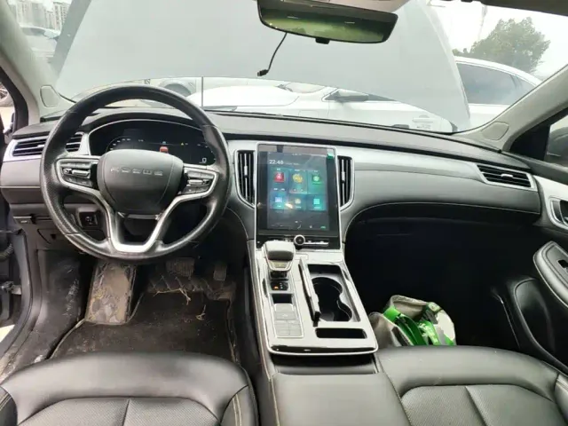 Roewe i6 MAX EV — Фото автомобиля 9