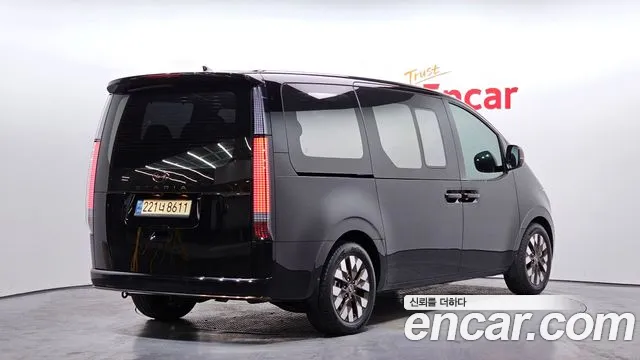 Hyundai Staria Staria L3.5 Lounge 9 мест — Фото автомобиля 2