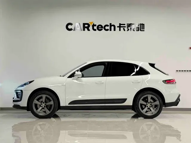Porsche Macan — Фото автомобиля 7
