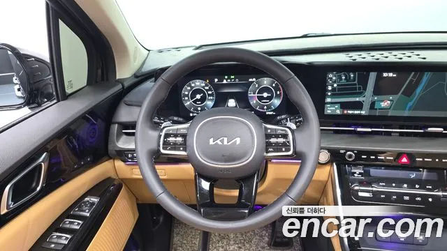 Kia Carnival Generation 4 — Фото автомобиля 21