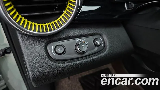 ChevroletGMDaewoo Trax Trax Кроссовер — Фото автомобиля 27