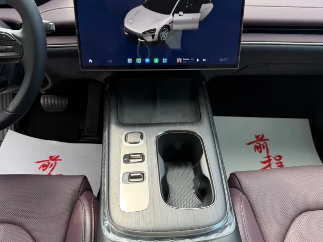 Xiaomi SU7 — Фото автомобиля 7