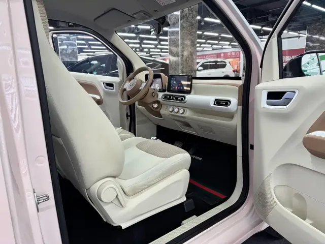 Wuling Hongguang Mini EV — Фото автомобиля 9