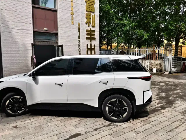Toyota BoZhi 3X — Фото автомобиля 6