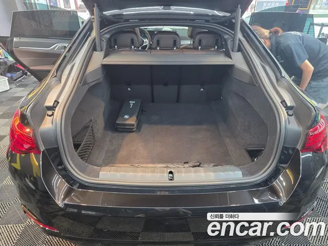 BMW 4 Series G22 — Фото автомобиля 15