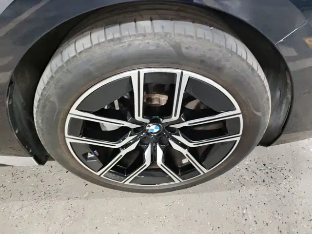 BMW 7 Series — Фото автомобиля 11