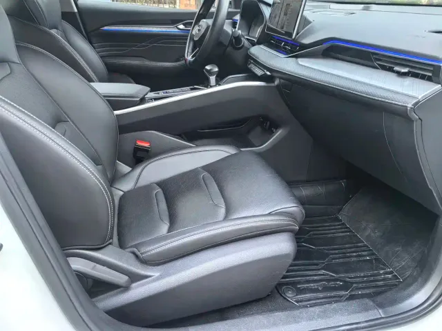 Geely Xingrui — Фото автомобиля 9