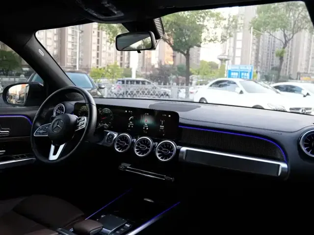 Mercedes-Benz GLB-Class — Фото автомобиля 11