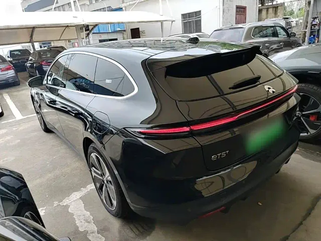 Nio ET5 Touring — Фото автомобиля 4