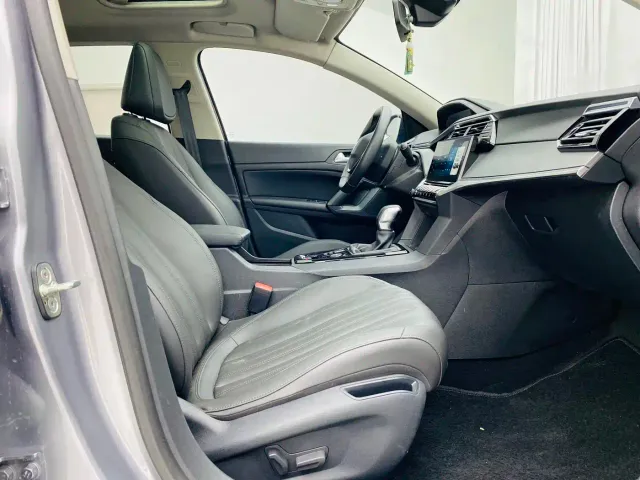 Peugeot 408 — Фото автомобиля 15