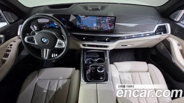BMW X7 M60i xDrive M Sport 6 мест — Фото автомобиля 7
