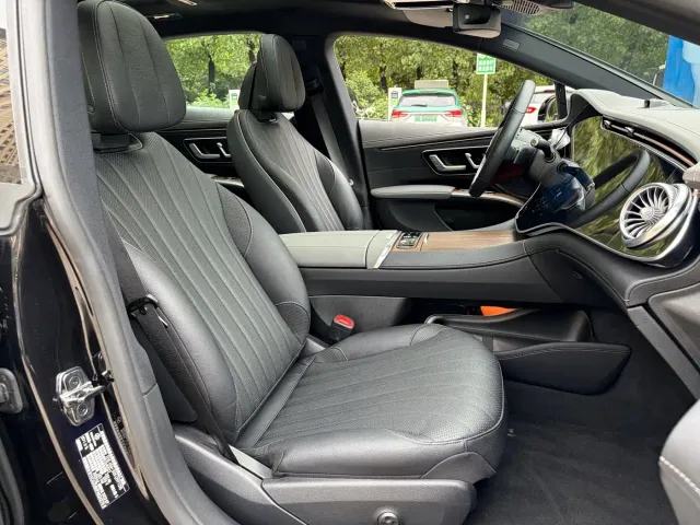 Mercedes-Benz EQS — Фото автомобиля 11