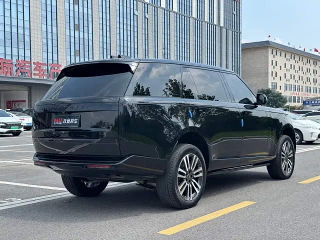 Land Rover Range Rover — Фото автомобиля 7