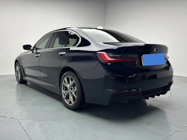 BMW i3 — Фото автомобиля 4