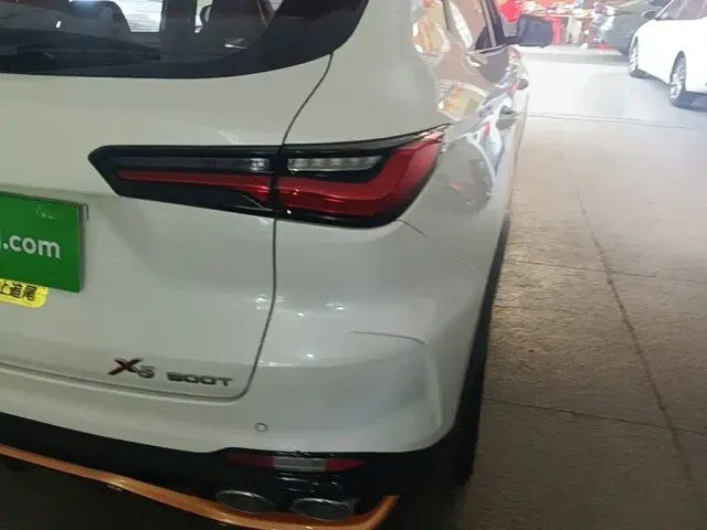 Changan Oushang X5 — Фото автомобиля 7