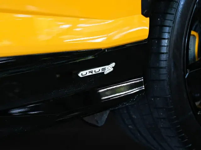 Lamborghini Urus — Фото автомобиля 5