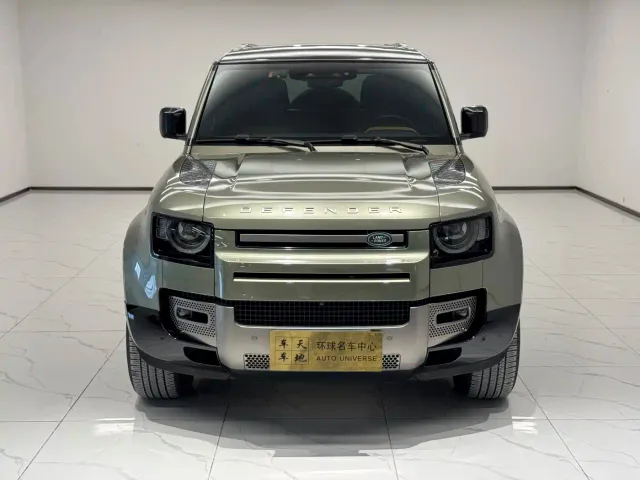 Land Rover Defender — Фото автомобиля 2