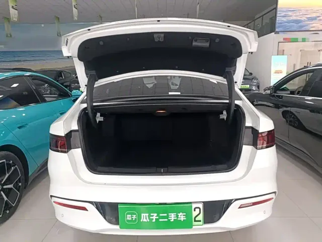 BYD Qin PLUS — Фото автомобиля 18