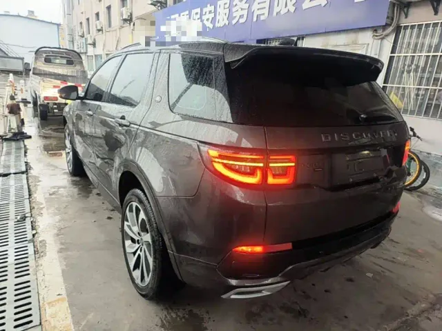 Land Rover Discovery Sport — Фото автомобиля 4