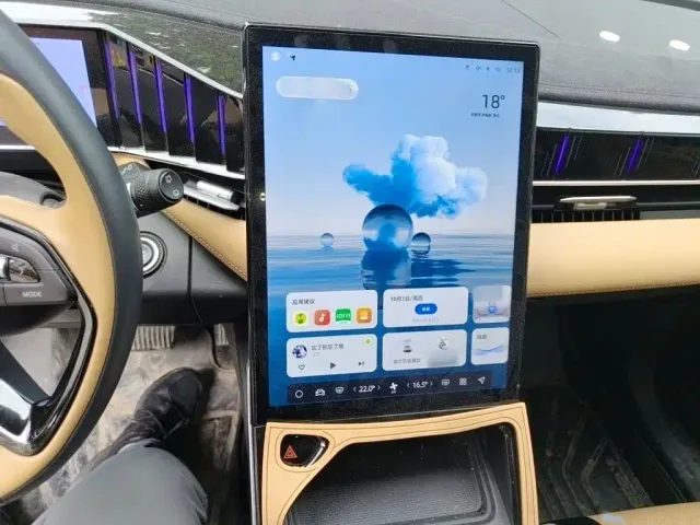 Geely Boyue L — Фото автомобиля 5