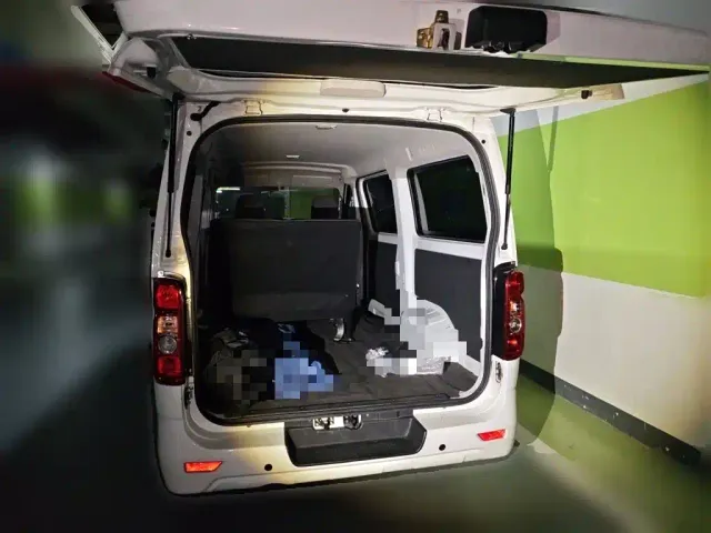 Changan Kaicheng Changan Ruixing EM80 2025 Model Passenger Version Comfort Type 6-seater 300km Tailgate — Фото автомобиля 9