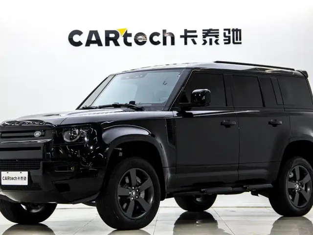 Land Rover Defender — Фото автомобиля 2