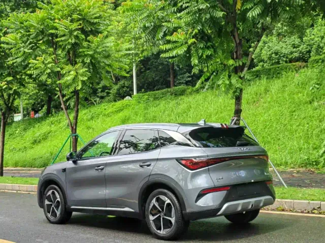 BYD Yuan PLUS — Фото автомобиля 3