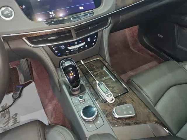 Cadillac CT6 — Фото автомобиля 9