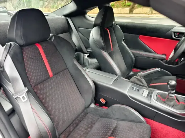 Toyota 86 — Фото автомобиля 10