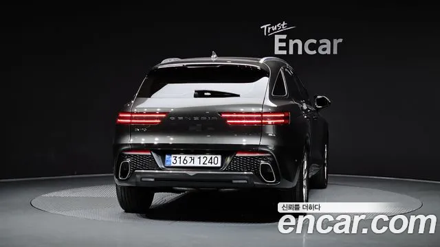 Genesis GV70 — Фото автомобиля 4
