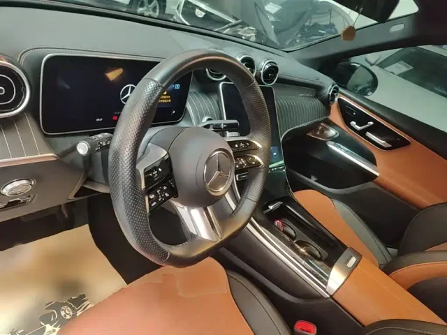 Mercedes-Benz GLC-Class — Фото автомобиля 10