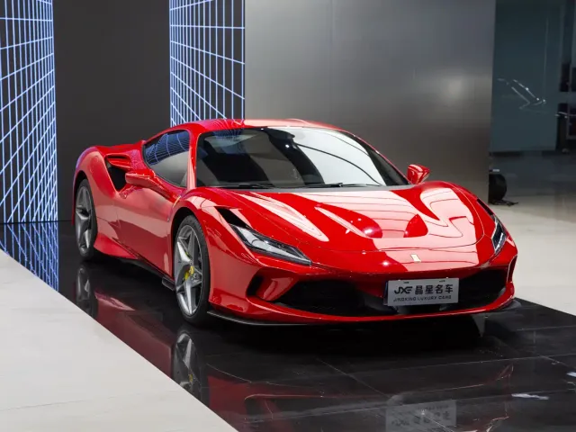 Ferrari F8 — Фото автомобиля 3
