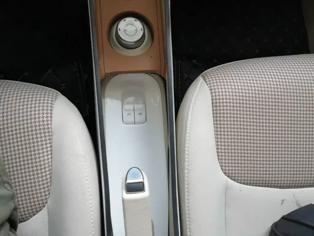 Wuling Hongguang Mini EV — Фото автомобиля 13