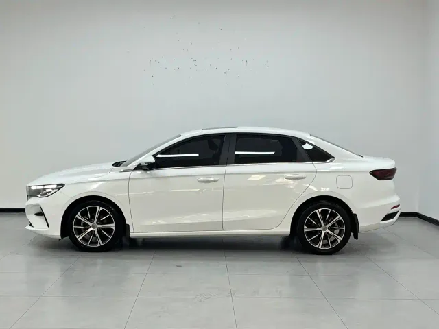 Geely Emgrand 2022 4th Generation 1.5L CVT Premium — Фото автомобиля 7