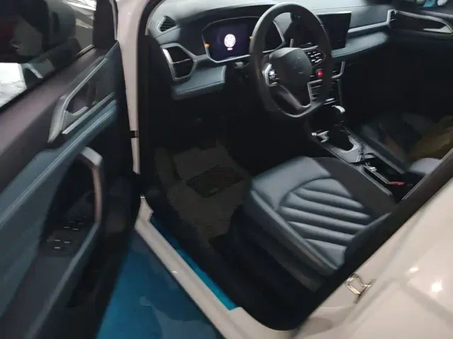 Volkswagen Tharu — Фото автомобиля 15