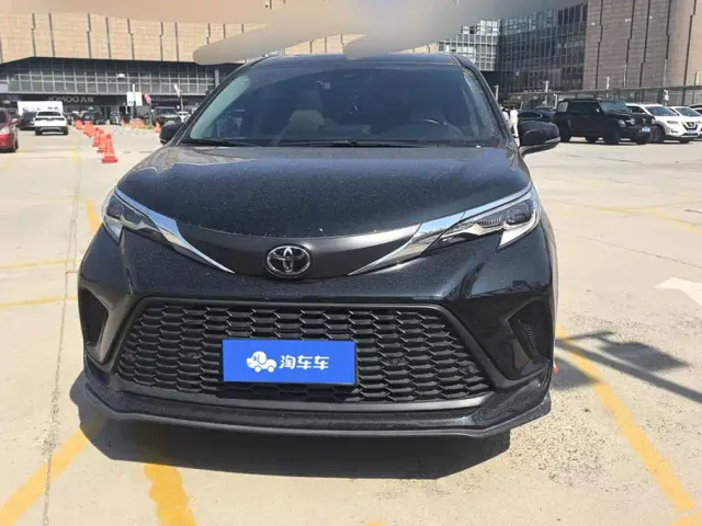 Toyota Granvia — Фото автомобиля 2