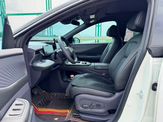 Nissan NX8 — Фото автомобиля 8