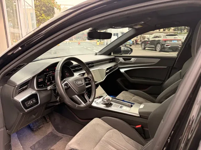 Audi A6L — Фото автомобиля 7