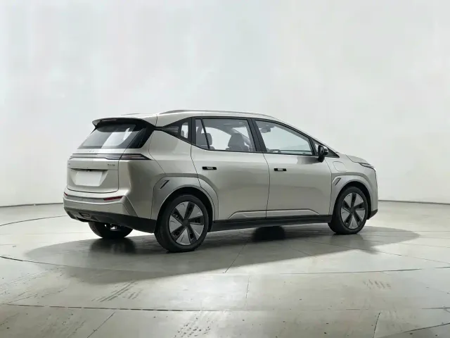 GAC Aion Y — Фото автомобиля 9