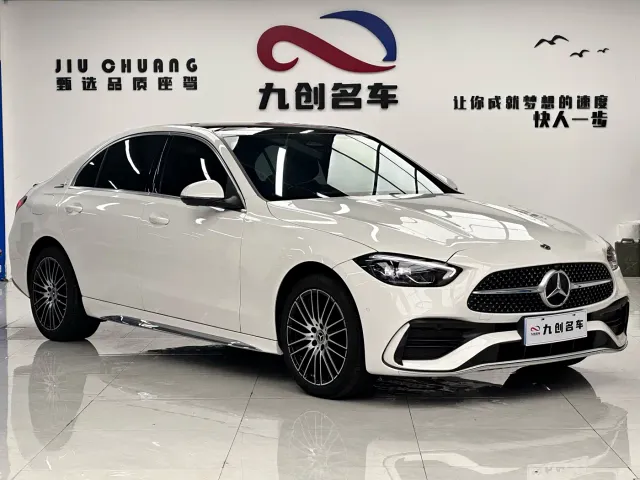 Mercedes-Benz C-Class — Фото автомобиля 3