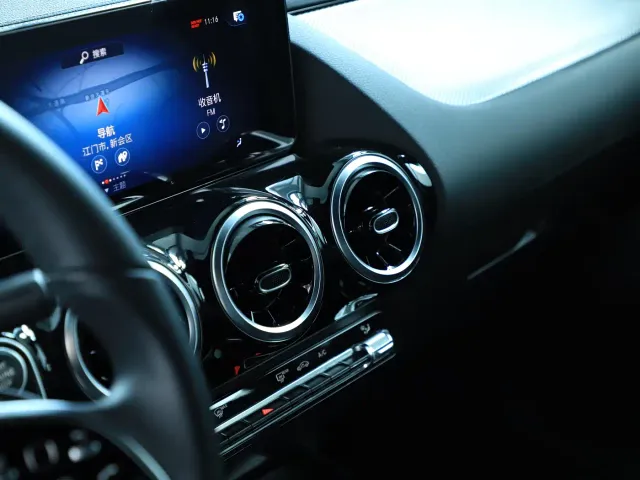 Mercedes-Benz GLA-Class — Фото автомобиля 20